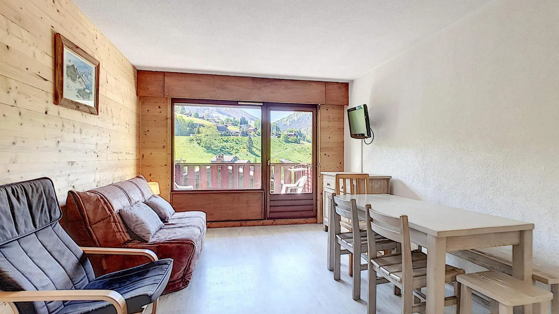 Appartement Cosy Avec Balcon Sud Et Wifi, Animaux Admis - Fr-1-818-41 La Clusaz