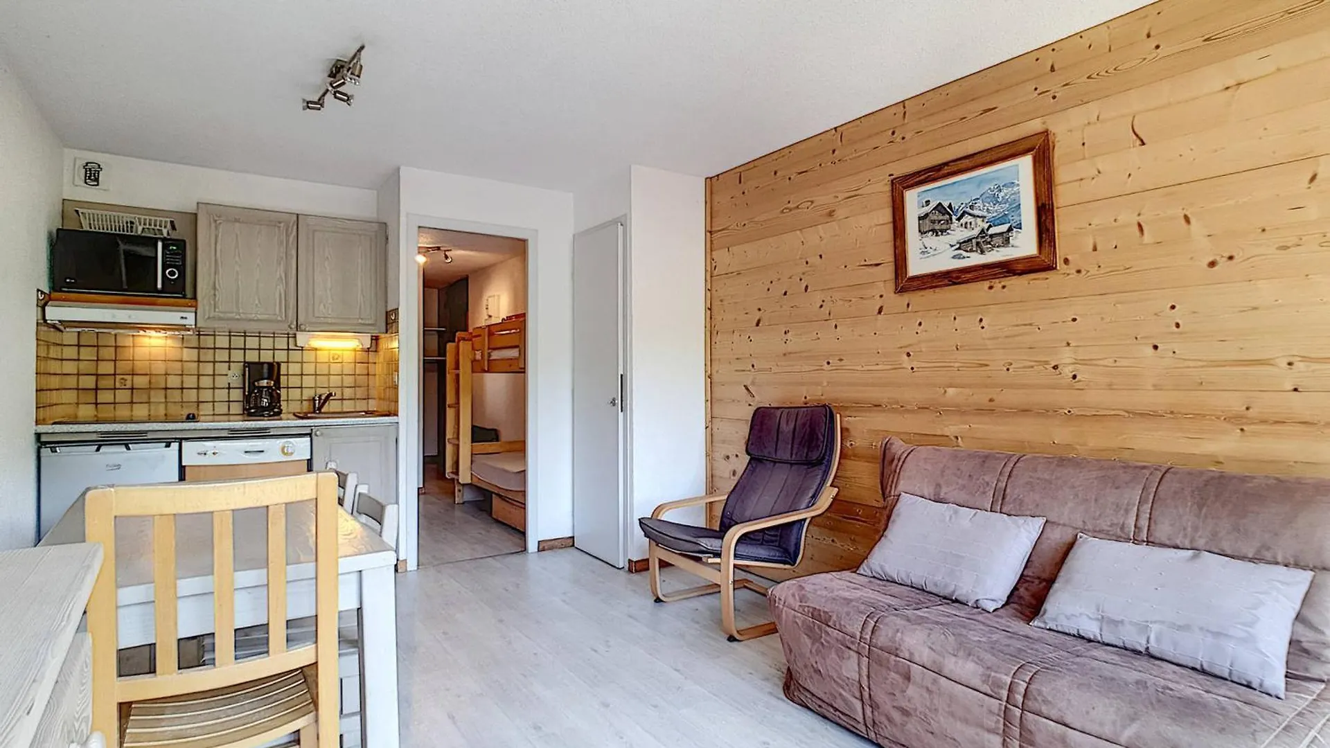 Appartement Cosy Avec Balcon Sud Et Wifi, Animaux Admis - Fr-1-818-41 La Clusaz 0*,