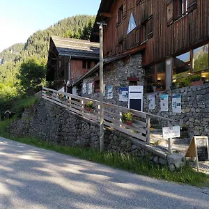 Hostel Hi, La Clusaz